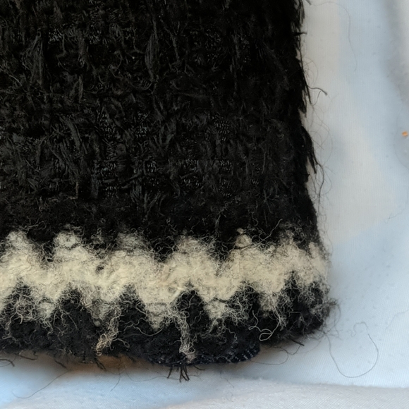 Chanel Vintage Skirt, black with white trim - Picture 3 of 8